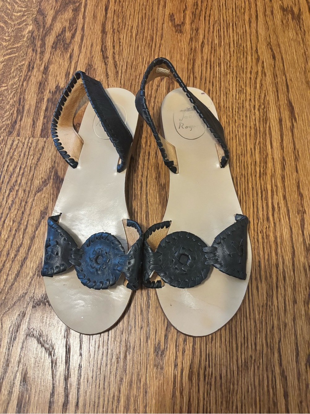 Jack Rogers Liliana